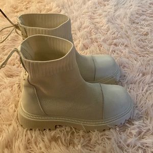 Cream Booties With Ties